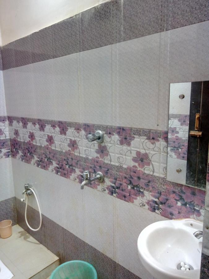 Hotel Sea Foam Puri Habitación foto